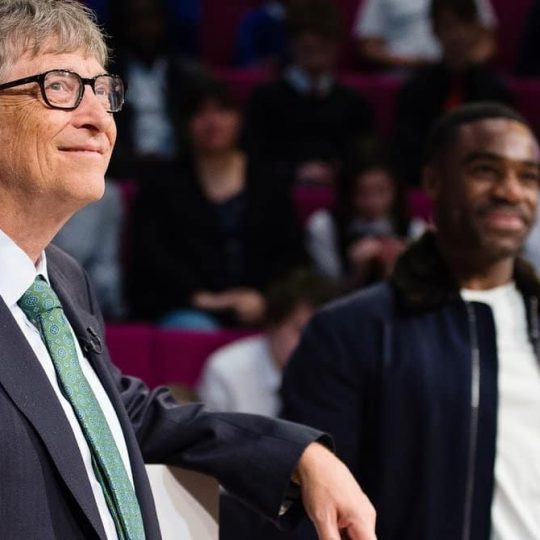 image of bill gates at debate mate
